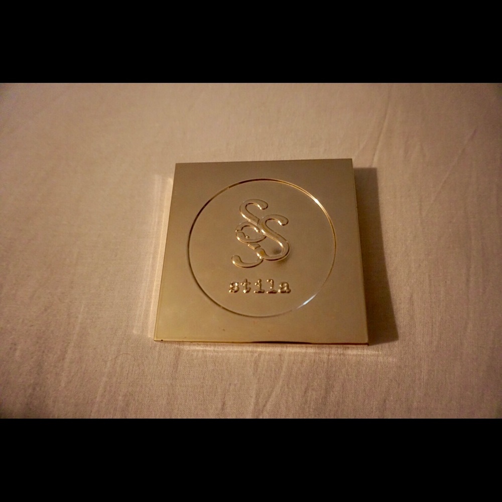 Stila Mind Eyeshadow Pallet